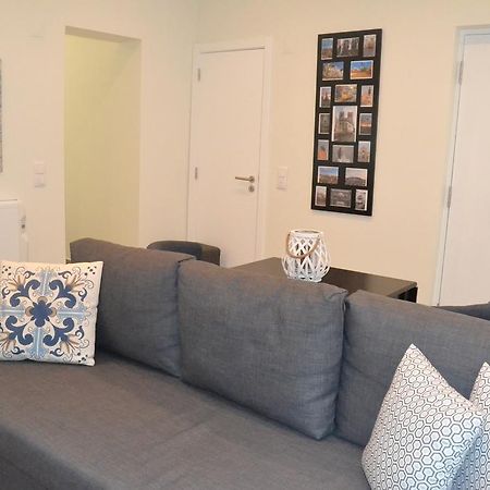 Appartamento New Charming Flat In The Heart Of Lisbona Esterno foto