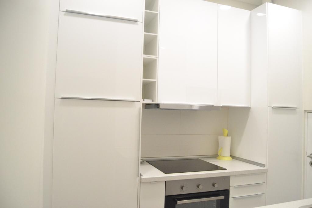 Appartamento New Charming Flat In The Heart Of Lisbona Esterno foto